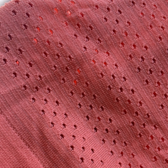 lululemon athletica Coral Short Sleeve Tee - Picture 2 of 9